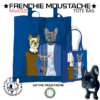 Fourche en main, couple figé, austérité du Midwest… Remplacée par la mine impassible de nos Frenchies préférés j'ai nommé Moustache & Olive au regard beaucoup moins sévère. Réinterprétation Strasbourgeoise de Grant Wood (1930), dont la toile était déjà une satire des mœurs rurales américaines. Ici, Frenchie Moustache ajoute une dose de saucisse à l’austérité !!!